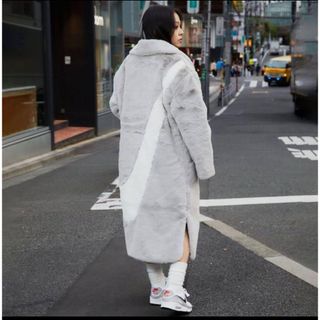 NIKE - NIKE Women's Faux Fur Jacketフェイクファージャケットの通販