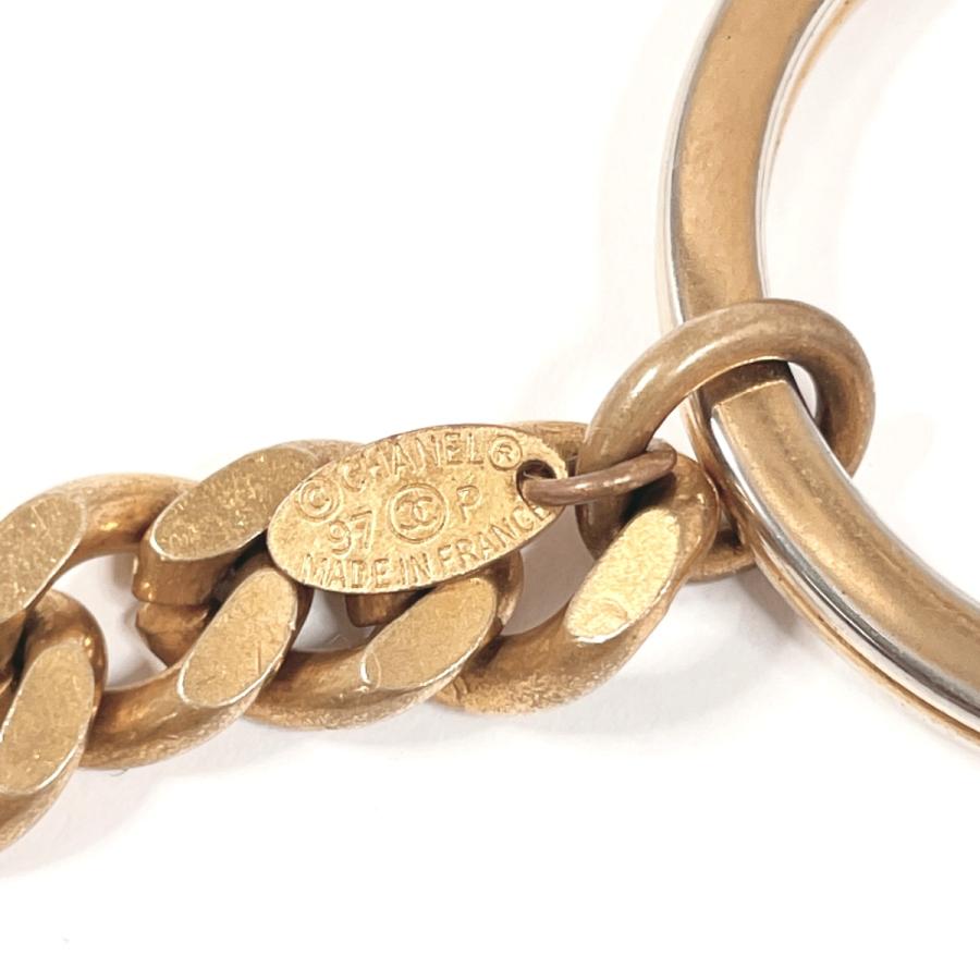 CHANEL（シャネル） キーホルダー No.5 カメリア マトラッセ メタル
