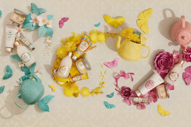 肌と心を喜びで満たす祝福の香り。3種のティーが日常を豊かに彩る限定