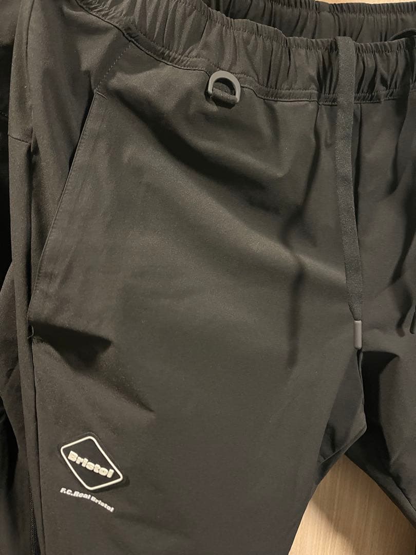 新品 25-26aw fcrb セットアップ ボア 完売品 Sサイズ ブリストル