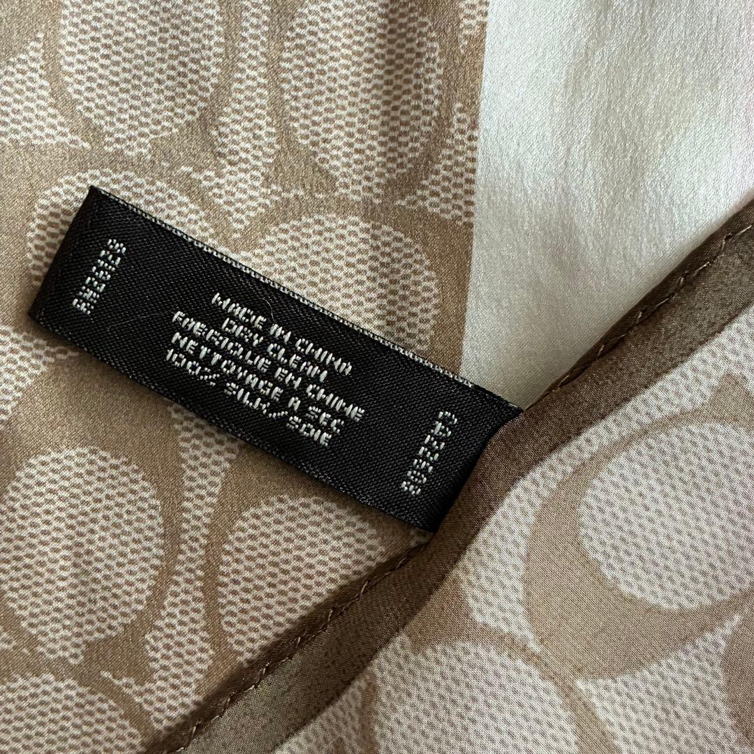 美品 COACH コーチ 絹 シルクスカーフ シグネチャー柄 73×25cm - メルカリ