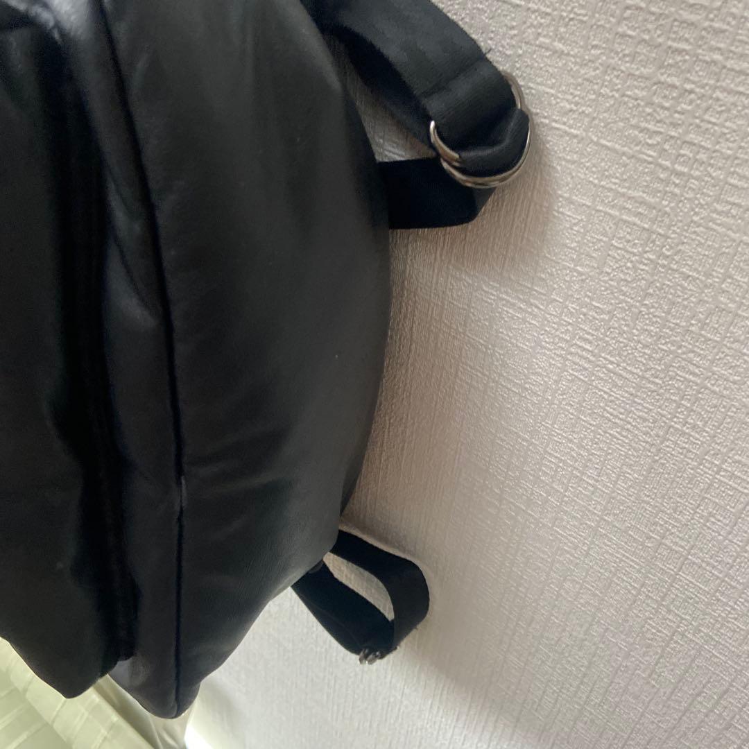 ATTACHMENTアタッチメントシンセティックレザーバッグパック黒 - メルカリ