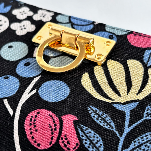 3ファスナーポケット/ 家計やりくり財布/植物柄ブラック 長財布 Mimity