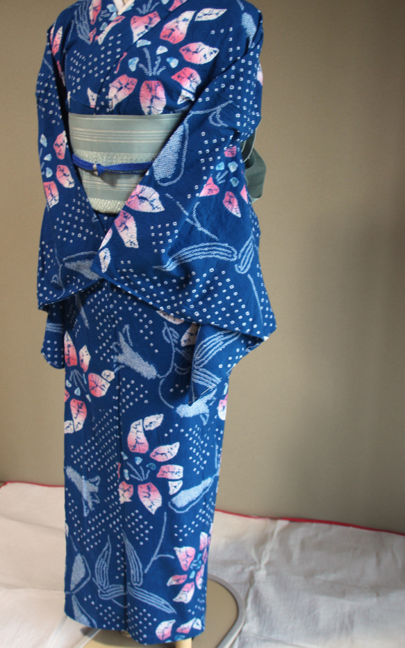 ◇現代 有松鳴海絞 浴衣◇アウトレット【紺 他】百合の花がたおやかで